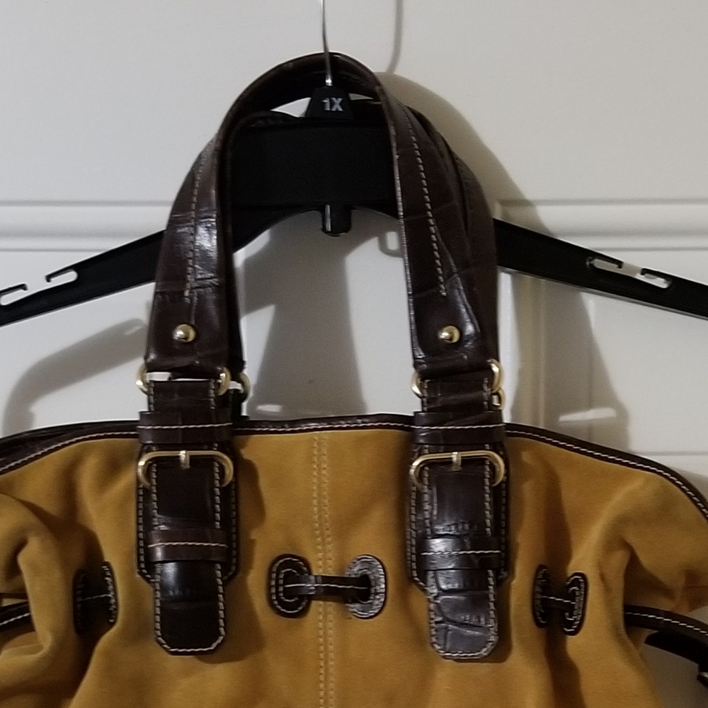 Dooney & Bourke Bag - Picture 2 of 8